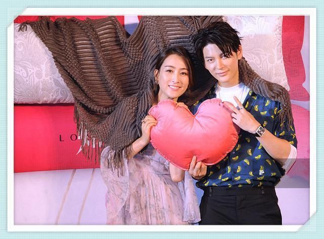 马苏不得了!一件雪纺裙嫩回18岁,旁边小鲜肉都笑得合不拢嘴了!