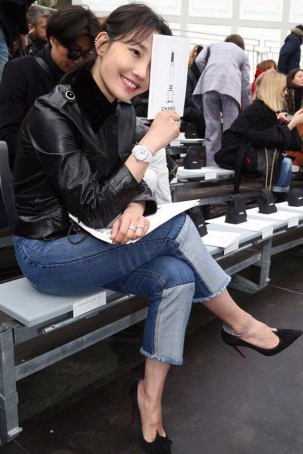 白百何豁出去了，踩14厘米“细针”凹造型，网友：为了美不要命啦