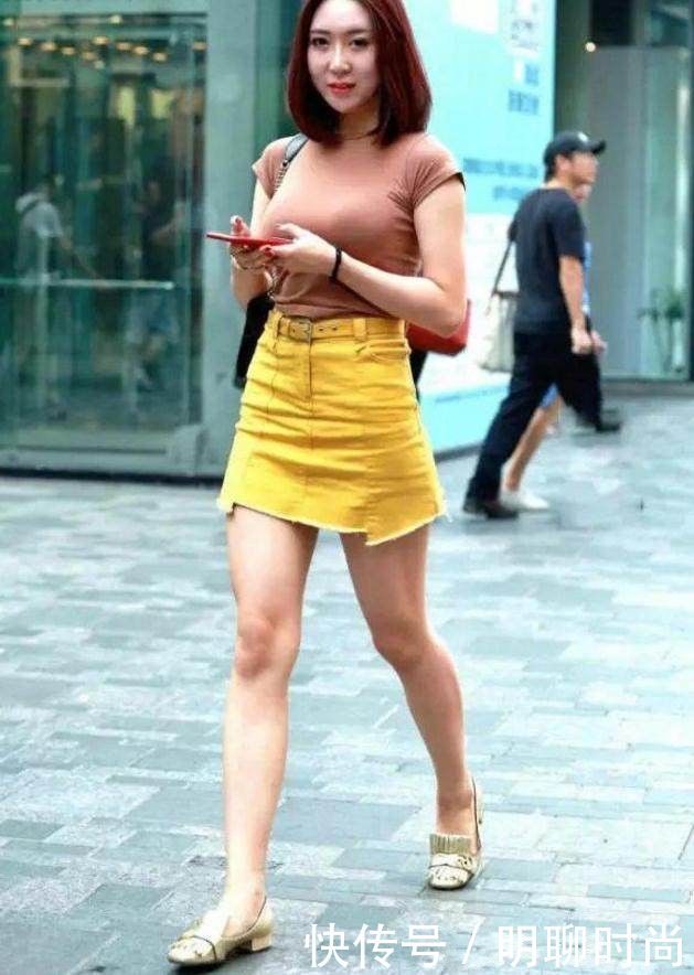 包臀裙：紧身的设计剪裁，凸显女性傲人的好身段，展现十足女人味