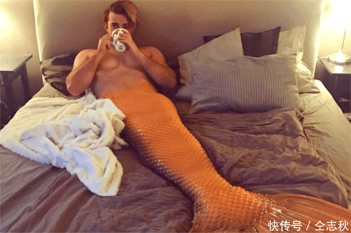 男子花50万打扮成“美人鱼”, 结果取不下来, 网友: 你这是何苦呢