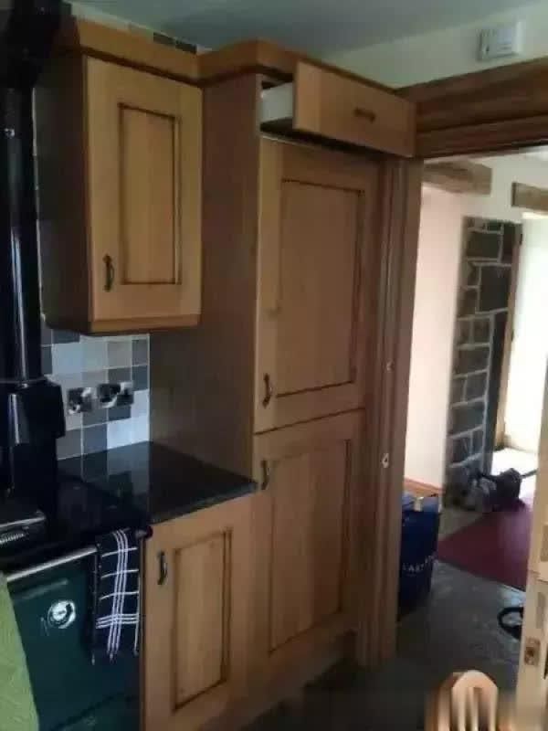 那些令人拍案叫绝的奇葩设计，这些鞋应该没有一个人敢全部尝试