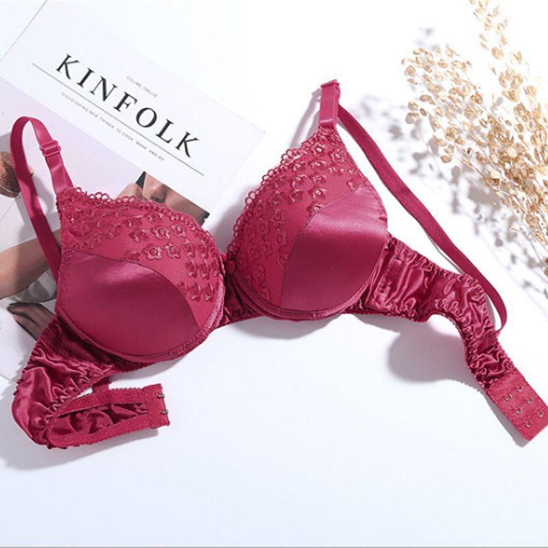 万万没想到，有钱的女人都穿这样的内内!网友:迷死人了