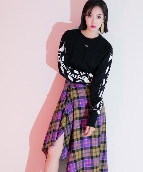 宋茜厉害了!牙签细的高跟鞋都敢穿,网友:看着腿都在发抖!