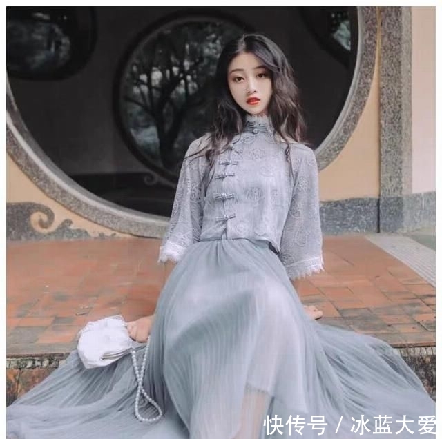 『明你的容貌』心理学:选一件你最喜欢的淑女裙,测你的容貌在班里属于哪个等级