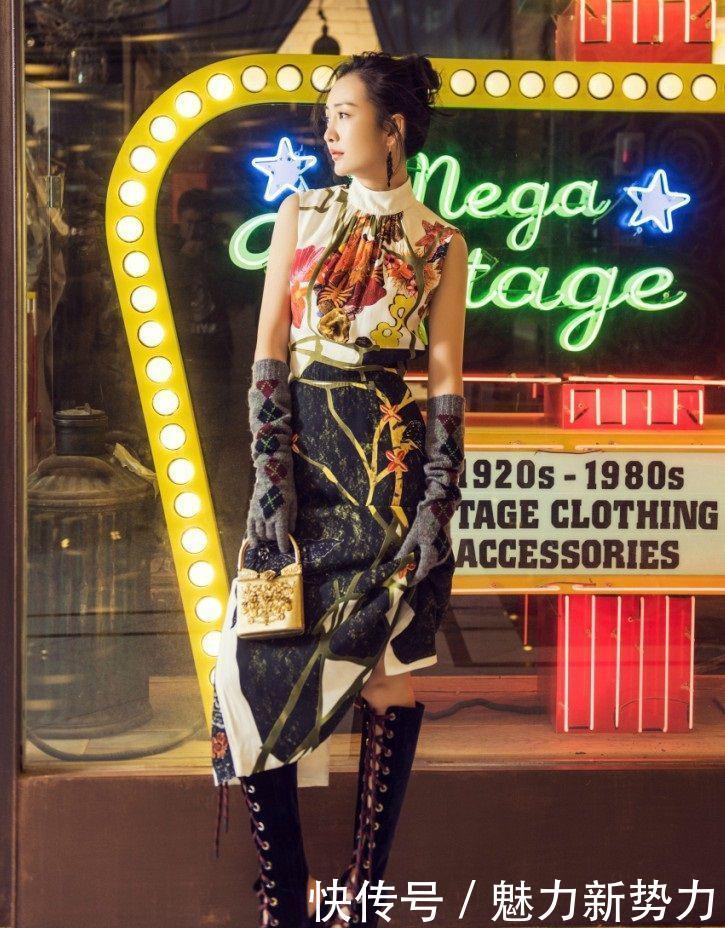 今日热门人物：王鸥｜王鸥这身造型，上半身像旗袍美丽动人