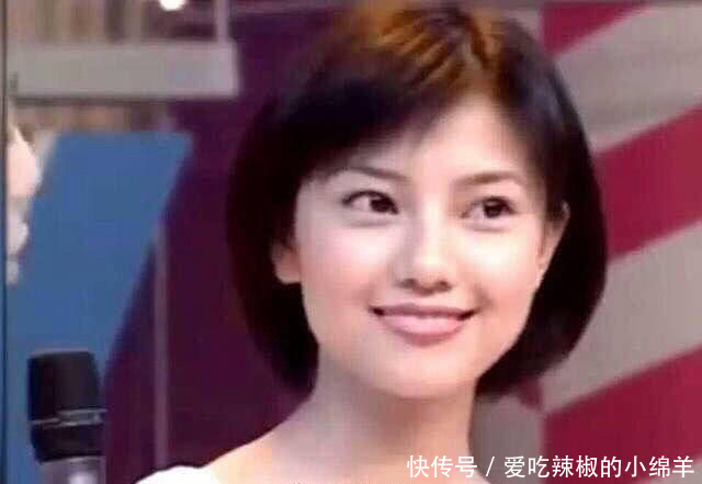 高圆圆换新发型,剪19岁时同款短发,网友:一直都没变过呀!