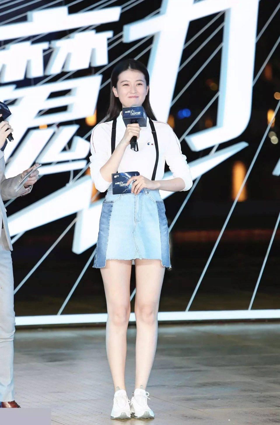 40℃的天穿球鞋，你的衣服配对了吗?