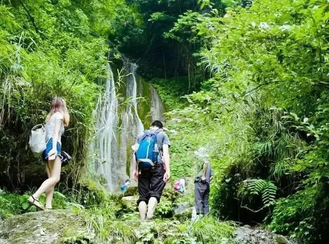 成都近郊一个小城，藏着7个耍水圣地，还全都没有门票！
