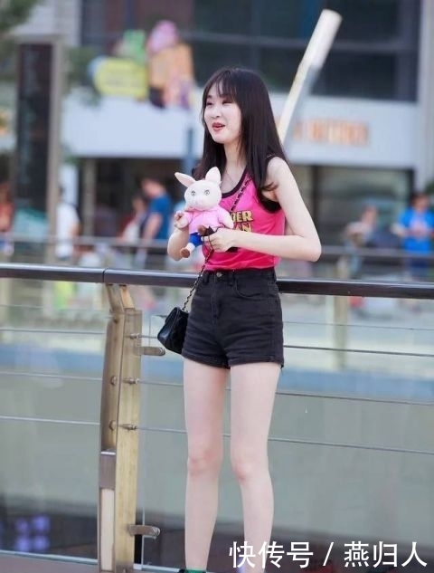#舒适#活力满满的运动短裤,穿出你的俏皮休闲范