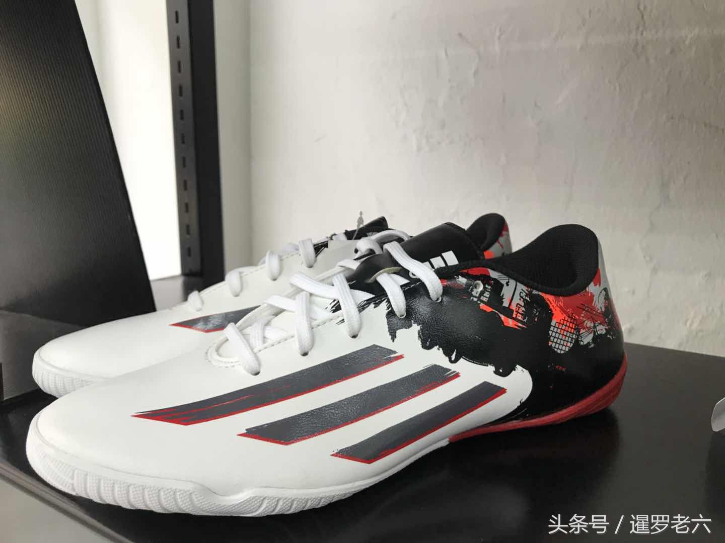 阿迪达斯顶级款球鞋，竟在泰国打三折!款款经典，比国内便宜不?