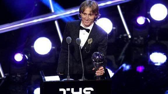 槽点满满，国际足联年度颁奖典礼制造六大意外