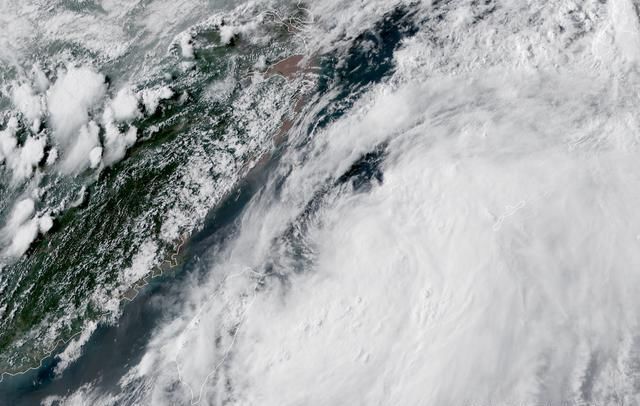 酷热即将江浙沪包邮！权威预报：副热带高压北抬，上海将连续36度