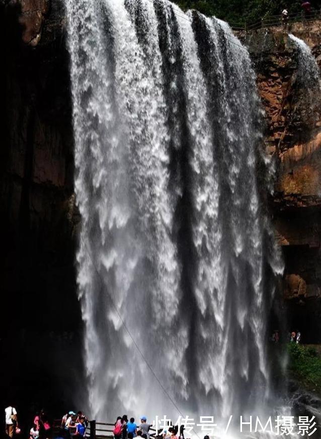 惊艳中华第一高瀑,罕见百米落差