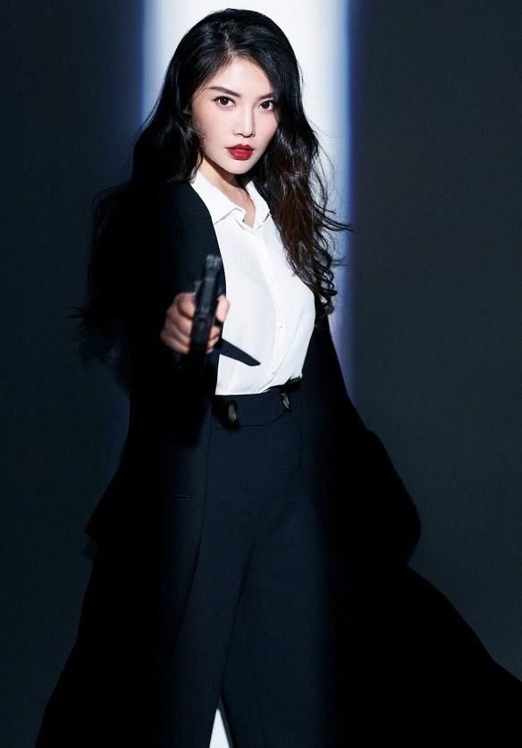 破蚊帐也能玩出性感？不愧是第一性感美女徐冬冬！