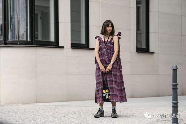 跟随德国女人的脚步,穿出颠覆着装法则的强势风格