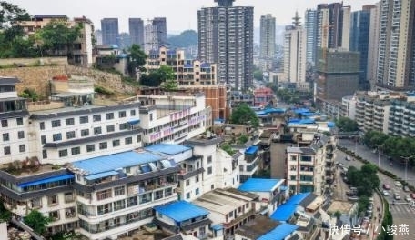  #省级行政单#名字带“州”的基本都是城市，唯独这个“州”是个