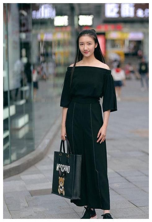 街拍:图2清凉精致，图5简约俏皮，图6笑容灿烂颜值高