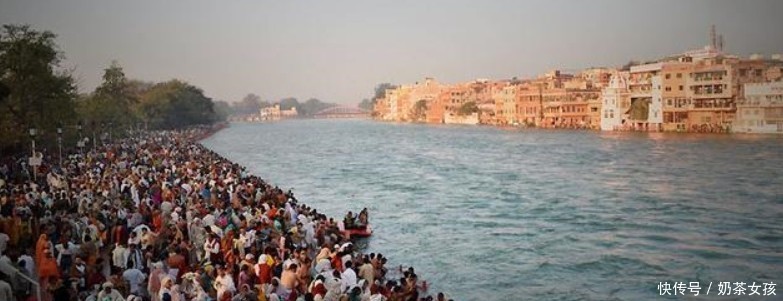  #空调#印度温度高达50度，穷人没有空调是如何忍受的？看完鼻尖