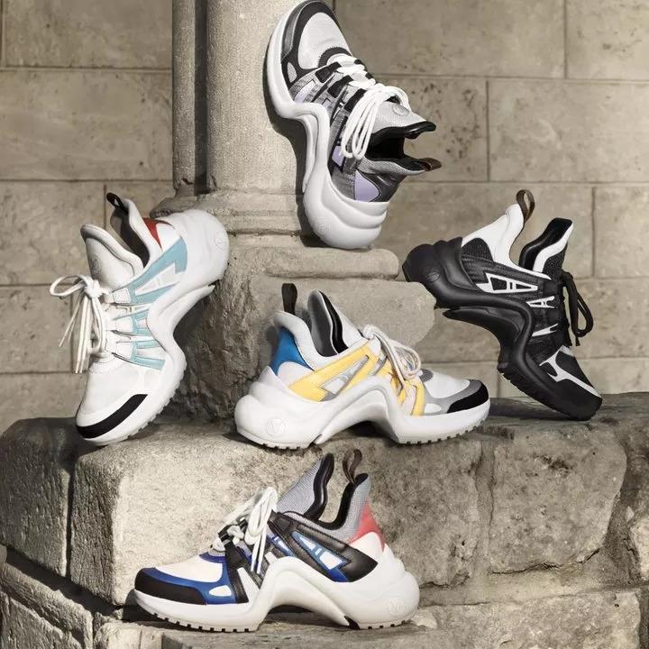 这些丑球鞋，真的值这么多钱吗？