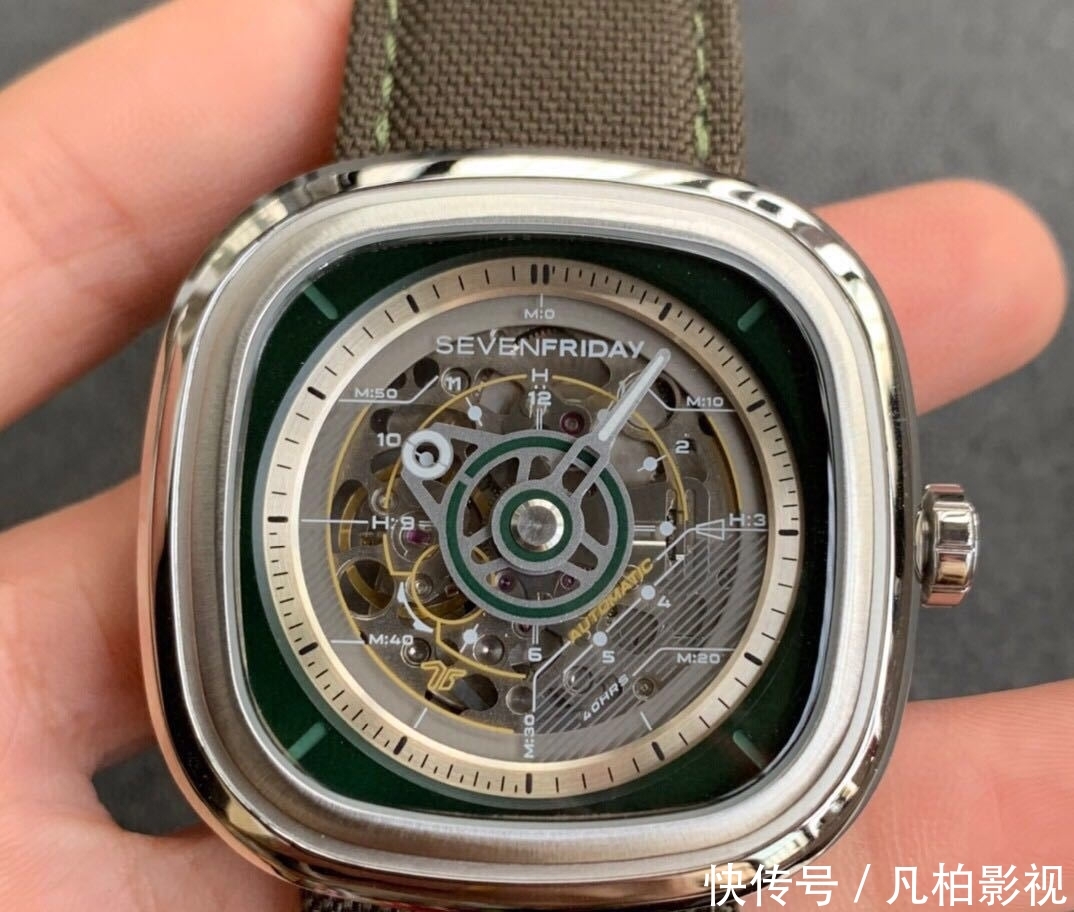 「融合」七个星期五全新轻量级T系列,融合了透明镂空平面设计等元素的腕