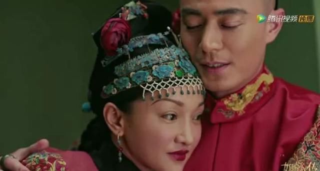 44岁周迅演少女被群嘲?化妆不注意这3点，瞬间老10岁!