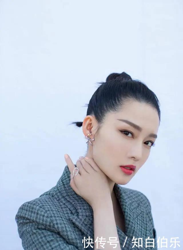  「发际」发际线高也可以很美，选对发型是关键，看看你有没有''踩雷''