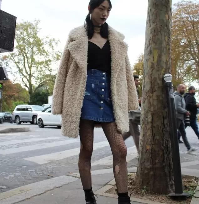 她一个月不吃饭只喝水，1米79只剩46公斤，亲身经历饿到吐！