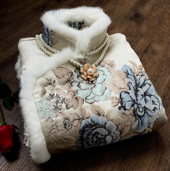 如果你不太美，就试试这样优雅的旗袍，素雅时尚，典雅矜贵韵悠扬