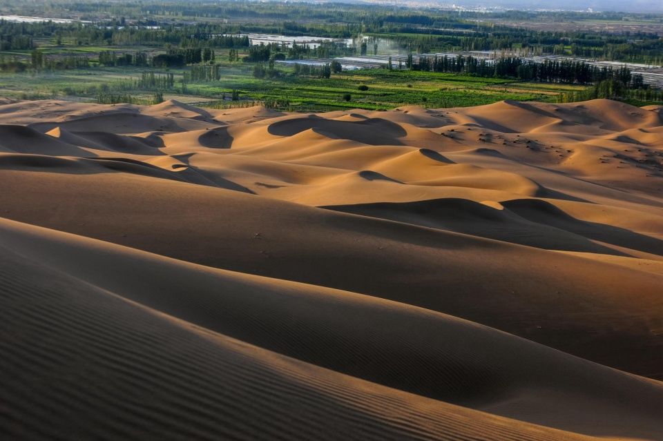 新疆的沙漠下，专家发现了非常广阔的湖泊，可供世界使用200年