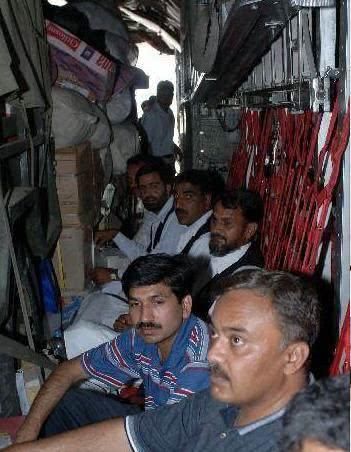  「凌乱」巴铁到底有多铁？援助中国物资包装凌乱简陋，背后原因