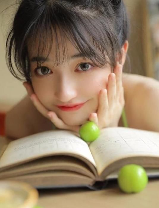  『喜欢』初恋脸有这几种特征，小圆脸大眼睛白皮肤，你有几项达标了？