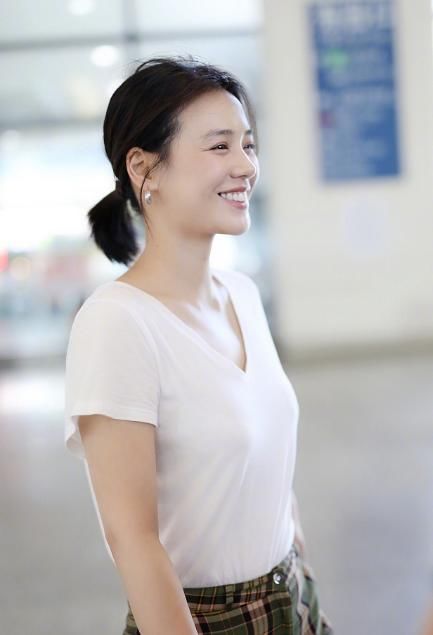 马思纯体重忽高忽低，网友：穿裤子都不用裤腰带了！