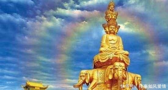  「观音像」这尊观音像比自由女神像还要高15米，中国的超级大佛