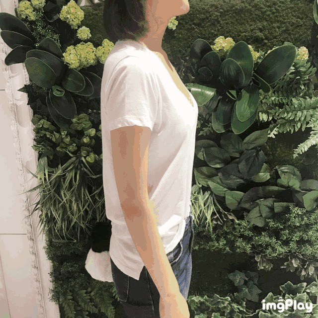 假如能变身 你希望平胸时髦还是丰腴性感？