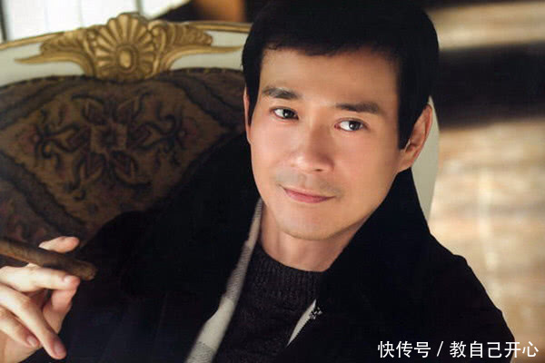 娱乐圈姓郑的男星,第一个身残志坚,最后一个7