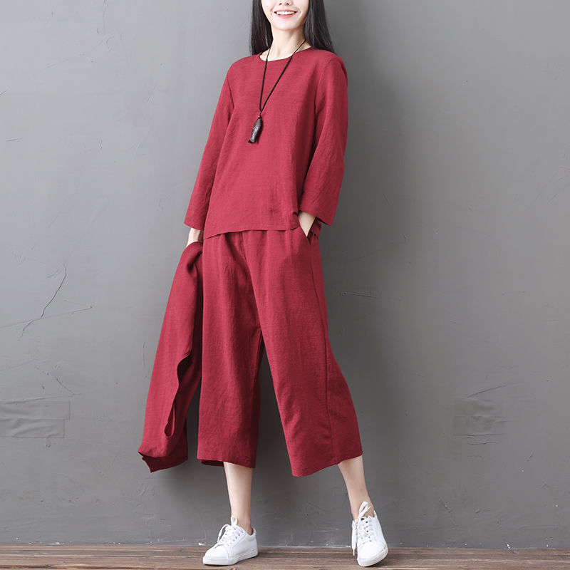 60后妈妈，别穿得太土气!9月刚上架的棉麻装，款款减龄又好看