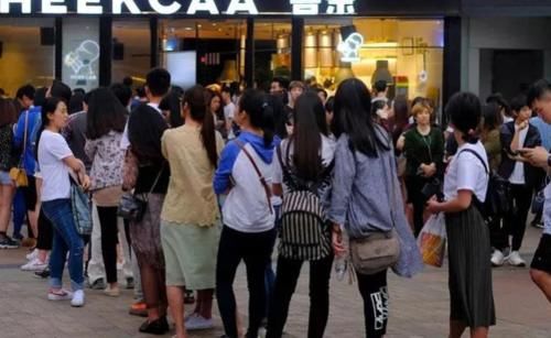  二胎|再过50年，中国人口会达到多少？专家说出一数，简直让人不