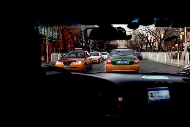 搬起石头砸自己的脚?滴滴新政策上台造成大规