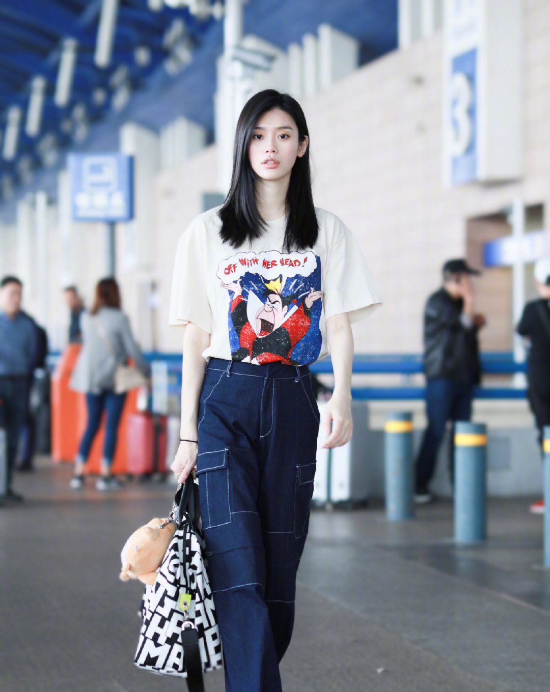  「贝嫂」贝嫂教你矮个子穿搭技巧,长款阔腿裤搭配显高又有魅力,太时髦了