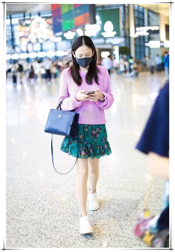 看了古力娜扎的碎花裙，再看看陈乔恩，网友：真嫩装嫩一目了然！