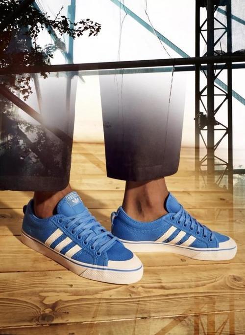 2018流行的运动鞋款式 秋天你怎么能少得了一双经典的板鞋呢