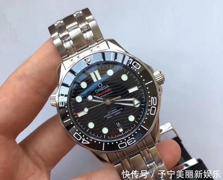  『波浪』欧米茄海马300波浪纹为什么如此令人着迷
