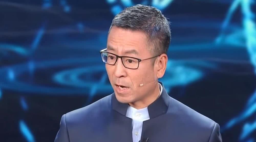 岳云鹏参加地方台春晚