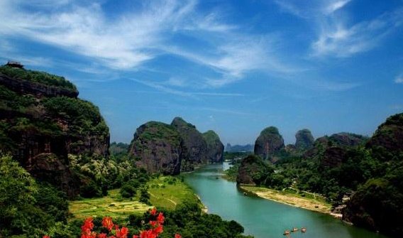 中国又一5A景区将凉凉，门票一直涨，景区内指个路都要收费！