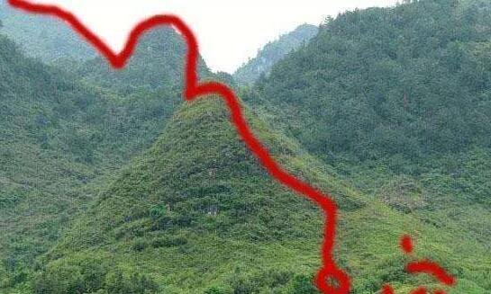 【龙脉】皇帝听说此地有龙脉, 担忧江山不稳, 此人打了口井, 说 皇帝放心
