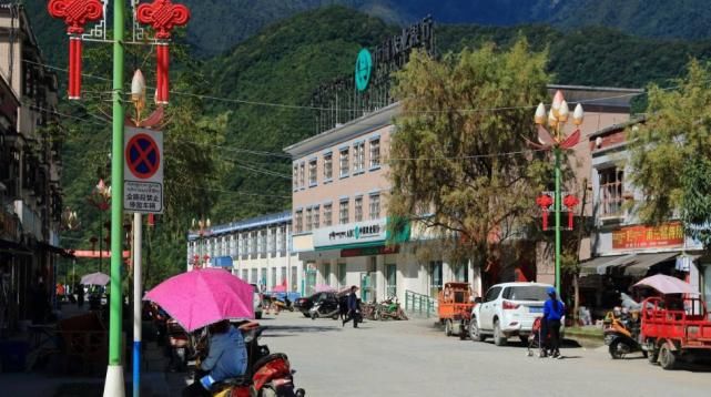 中国一座“奇怪”的县城,晚上8点后禁止人离开,这是为何?