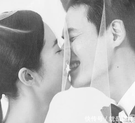 『结婚』又一女神宣布结婚!男女身高均超180!拍婚纱照惊艳整个娱乐圈