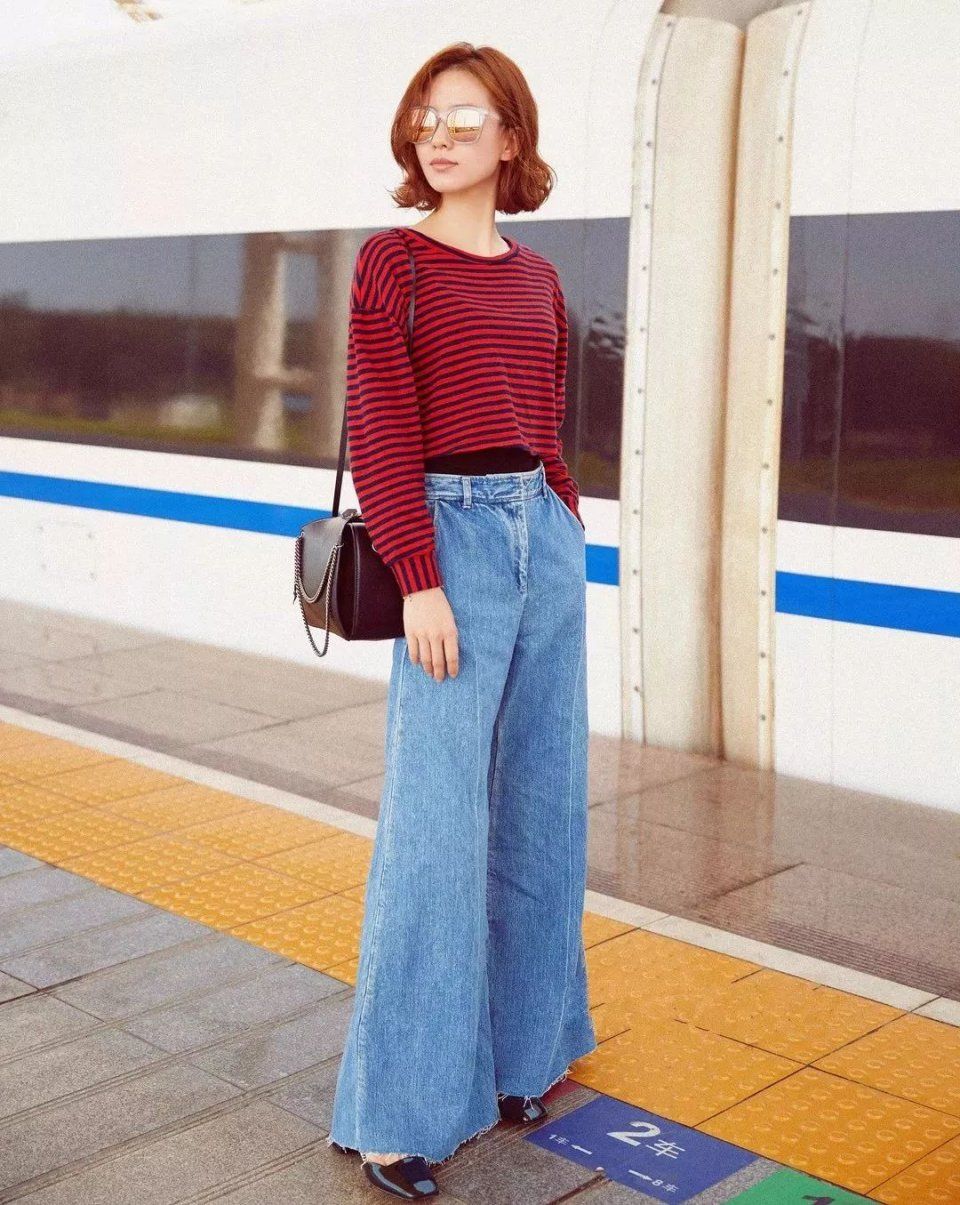 衣柜必备牛仔，夏末秋初就该这么穿!