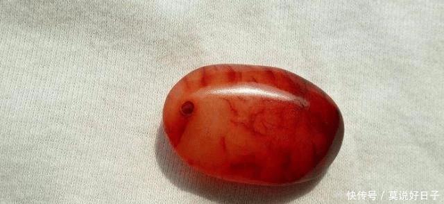 『发现』茅山古墓发现“血玉”,考古队很惊喜,专家却“急”出一身冷汗