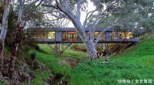  「顶级」有这么一种房子，在国外叫顶级豪宅，在国内叫“危房得拆”